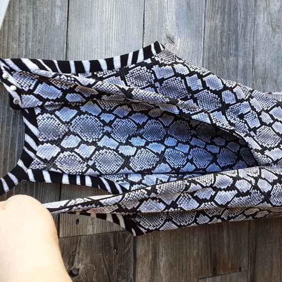 Michael Michael Kors black grey & white blouse size extra small - Picture 8 of 9